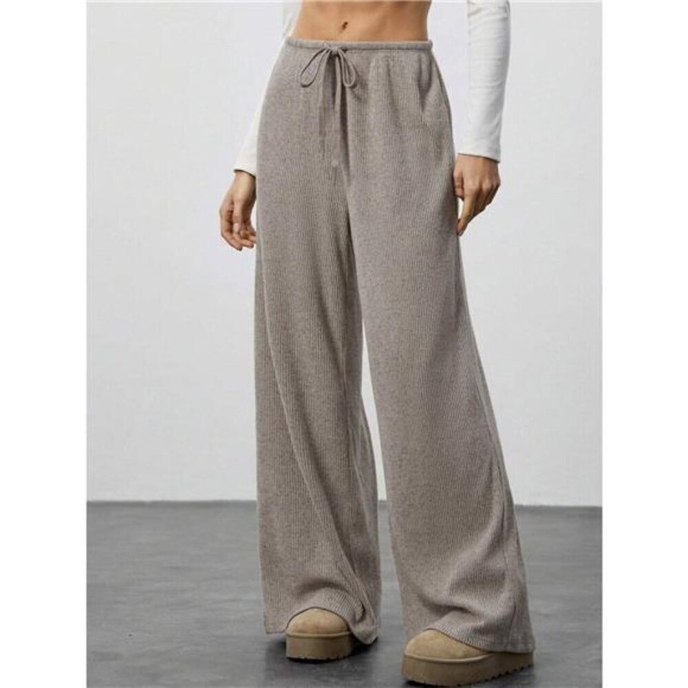 Relaxed Fit Wide Leg Pants - Picture 4 of 16